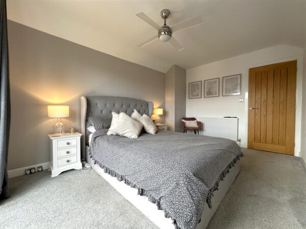 Swinderby Road, Collingham, Newark