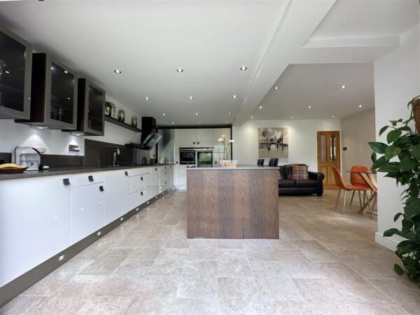 Woodlands, Winthorpe