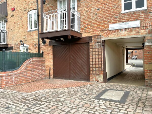 Navigation Yard, Mill Gate, Newark