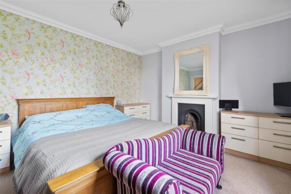 West View, Farm House, Collingham Road, Besthorpe, Newark