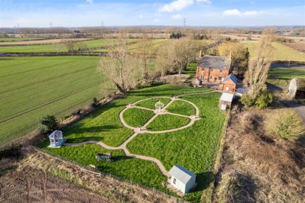 West View, Farm House, Collingham Road, Besthorpe, Newark