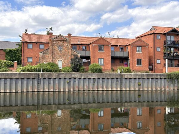 Nicholsons Wharf, Mather Road, Newark