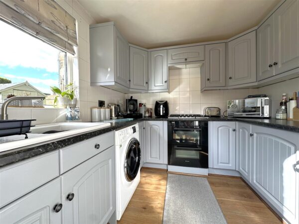 Central Cottage, High Street, Collingham, Newark