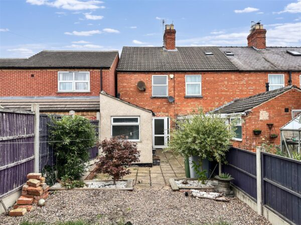 Main Street, Balderton, Newark