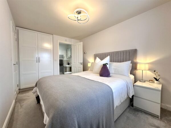 Slingsby Drive, Fernwood, Newark