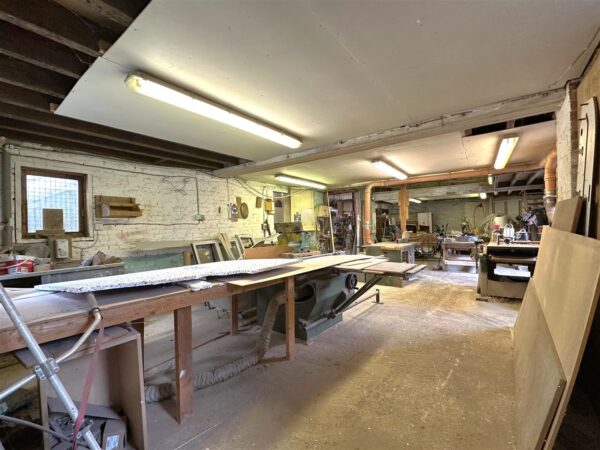 Detached Barn With Planning Permission, Low Road, Besthorpe, Newark