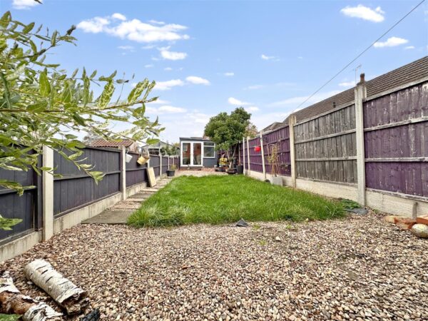 Main Street, Balderton, Newark