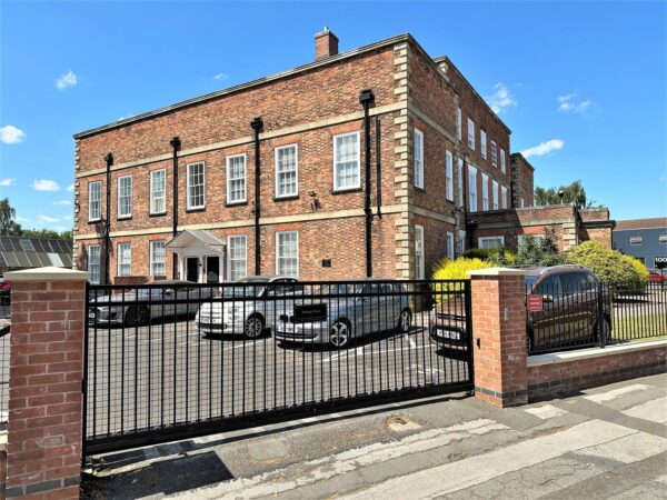 Bishops Place, Balderton Gate, Newark