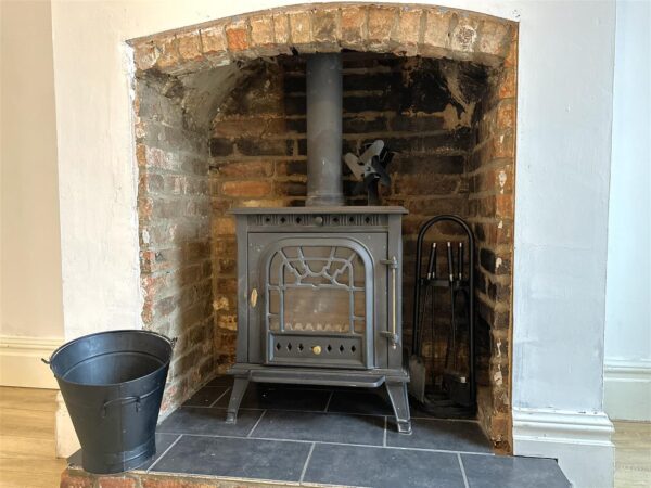 Main Street, Balderton, Newark