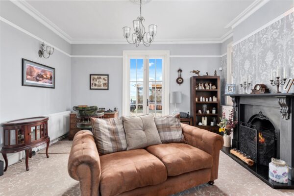West View, Farm House, Collingham Road, Besthorpe, Newark