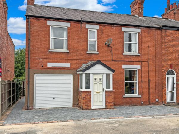 London Road, Balderton, Newark