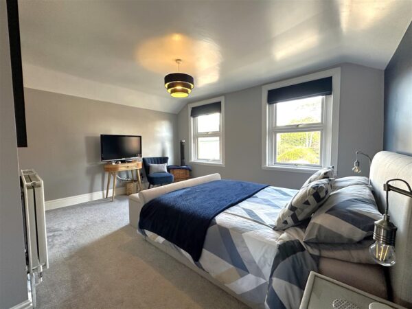 Central Cottage, High Street, Collingham, Newark