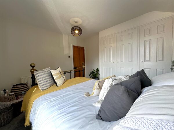 Central Cottage, High Street, Collingham, Newark