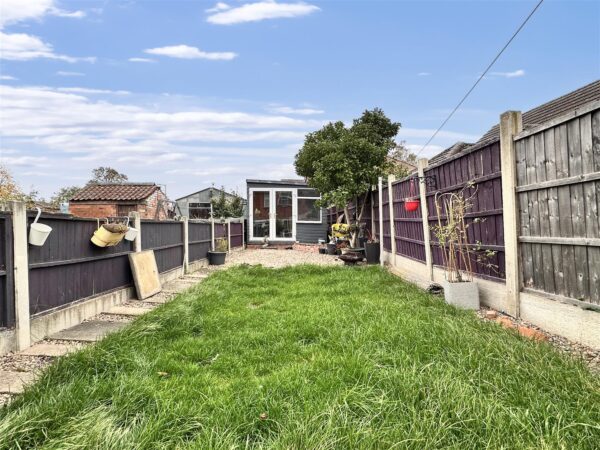 Main Street, Balderton, Newark