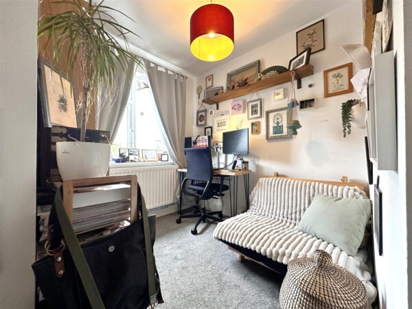 Sytten Lodge, Windsor Road, Newark