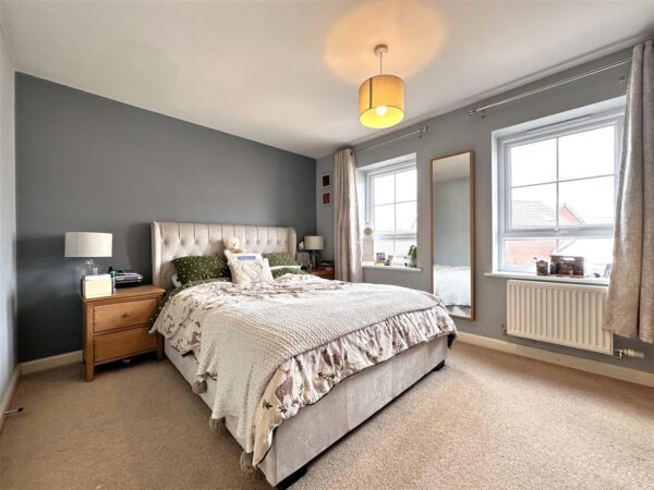 Goldstraw Lane, Fernwood, Newark