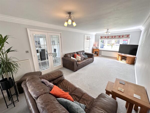 Thorold Road, Barrowby, Grantham, Lincolnshire