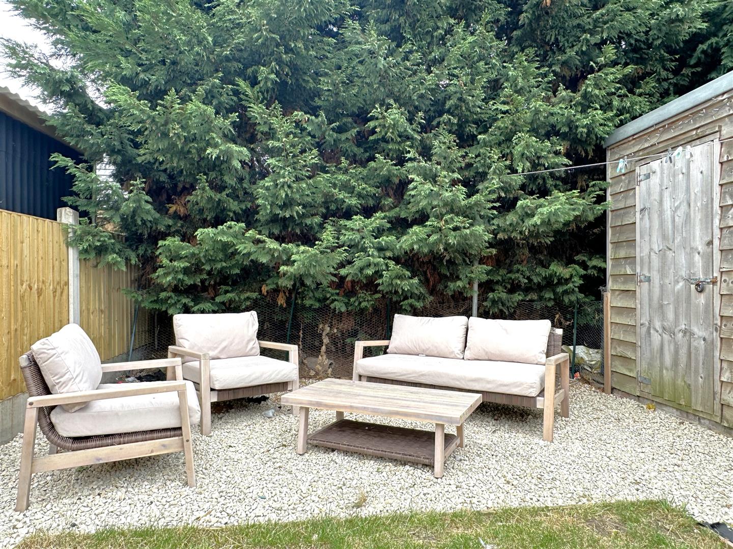 Thoresby Avenue, Newark