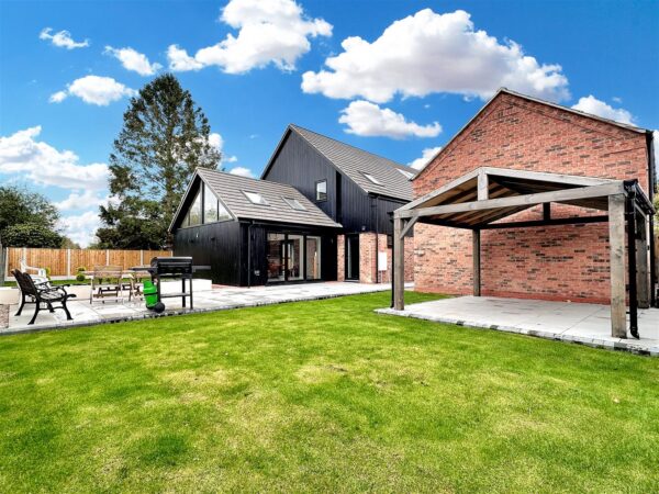The Granary Barn, High Street, Collingham, Newark