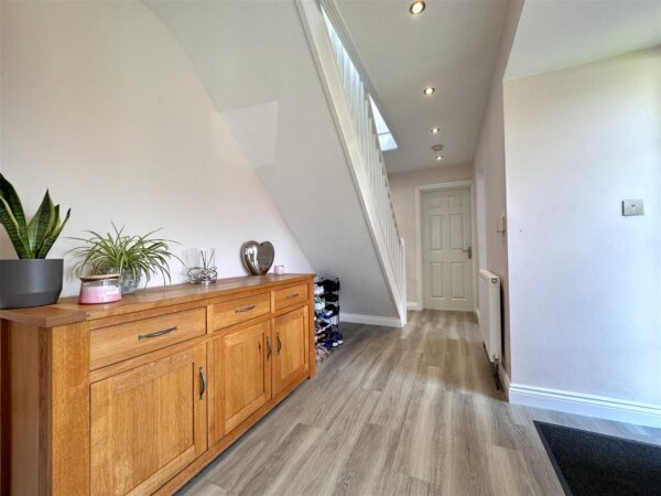Thorold Road, Barrowby, Grantham, Lincolnshire