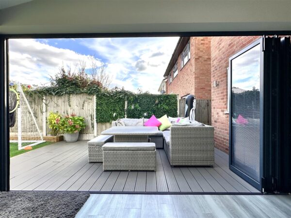 Thorold Road, Barrowby, Grantham, Lincolnshire