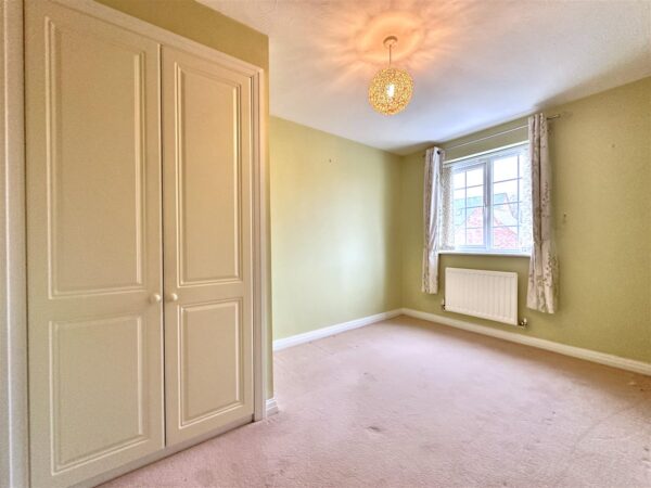 Wickliffe Park, Claypole, Newark