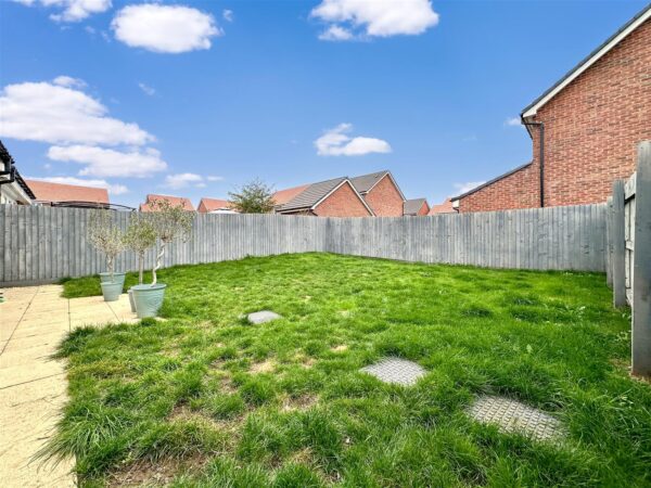 Violet Grove, Middlebeck, Newark