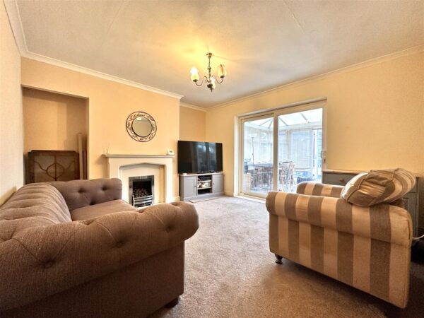 Masefield Crescent, Balderton, Newark