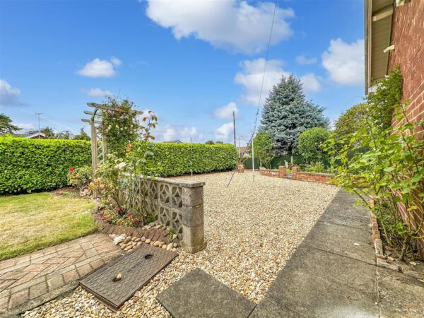Swinderby Road, Collingham, Newark
