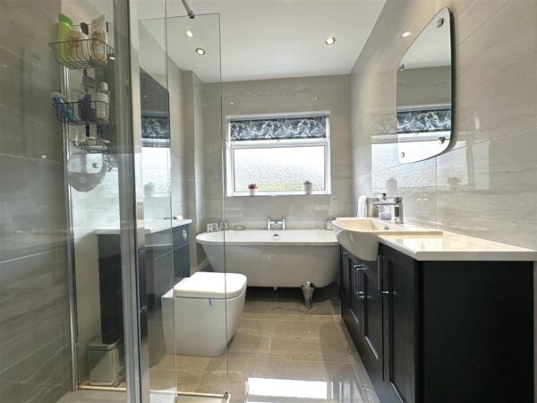 Swinderby Road, Collingham, Newark