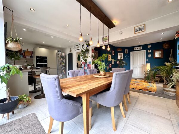 Sytten Lodge, Windsor Road, Newark