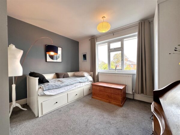 Sytten Lodge, Windsor Road, Newark