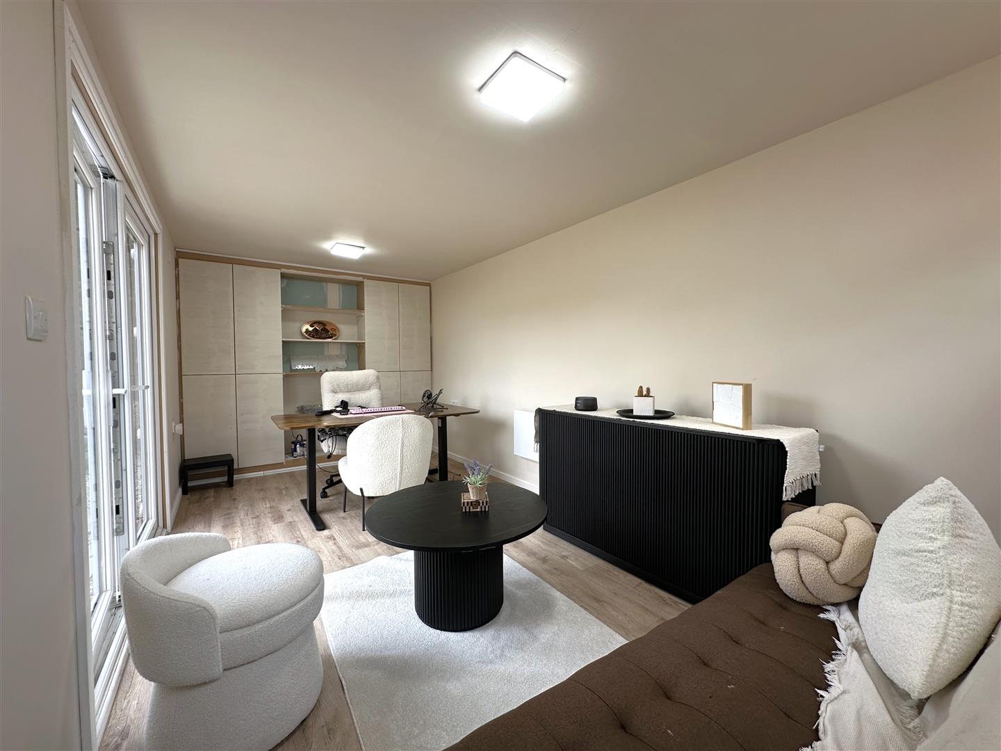 Thoresby Avenue, Newark