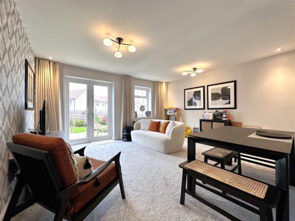 Dakota Drive, Fernwood, Newark