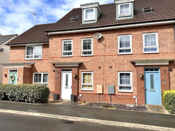 Goldstraw Lane, Fernwood, Newark