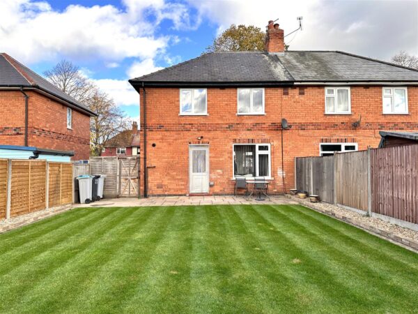 Carlton Road, Newark