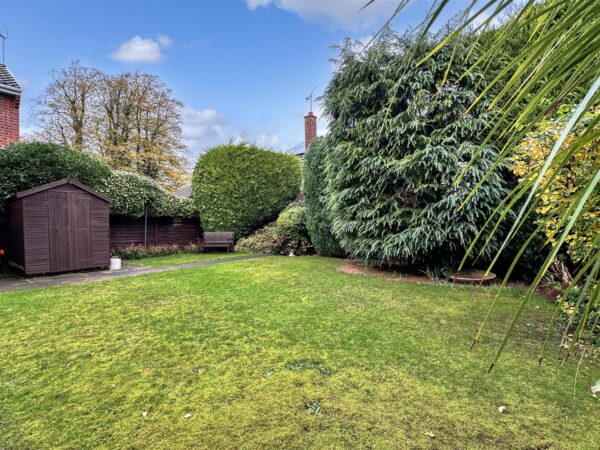 Old Hall Gardens, Coddington, Newark