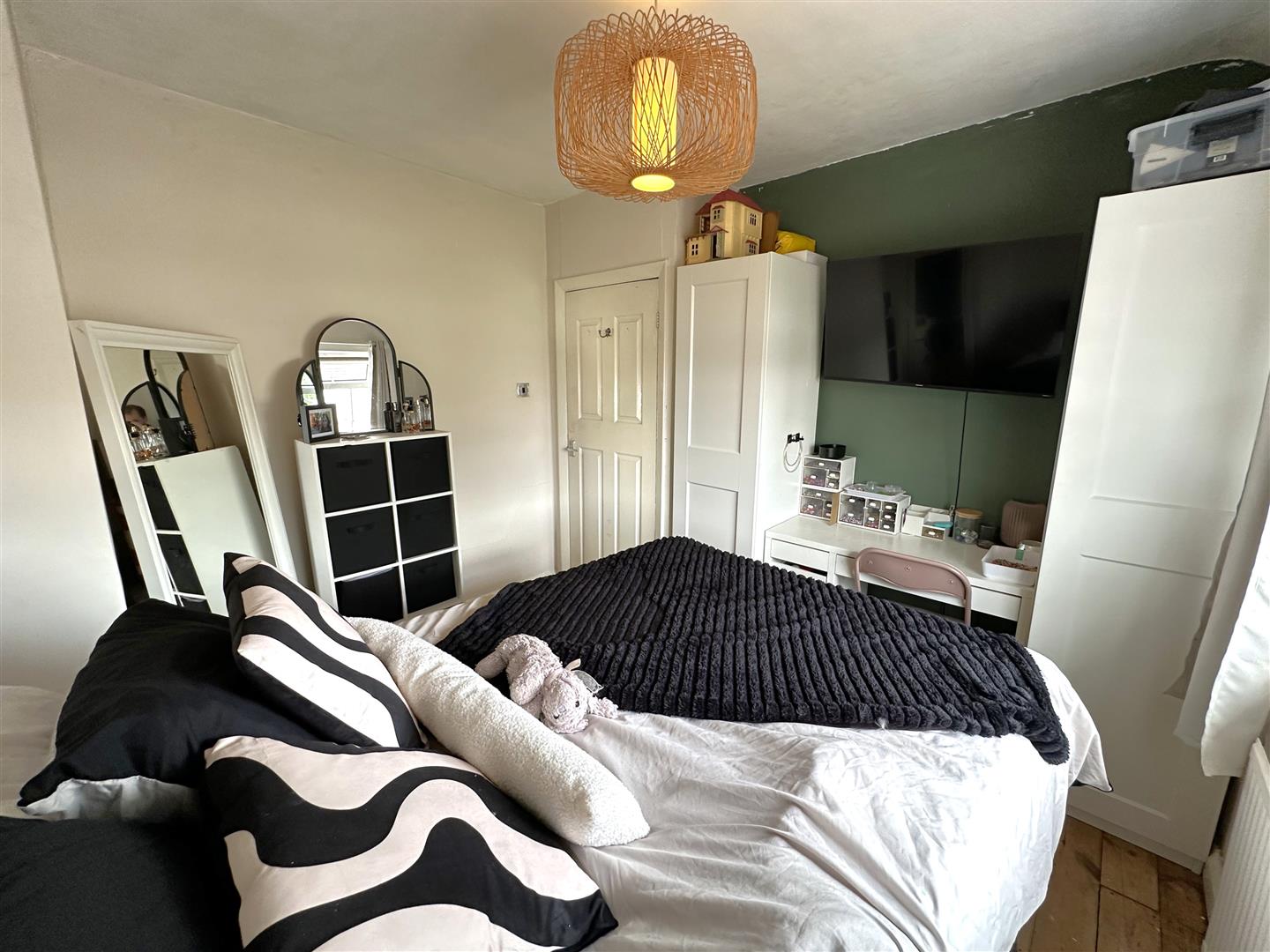 Thoresby Avenue, Newark