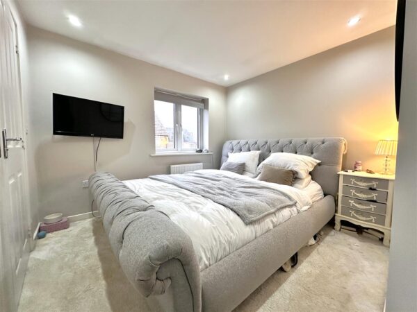 Lily Lane, The Heights, Newark