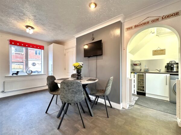 Stirling Drive, Coddington, Newark