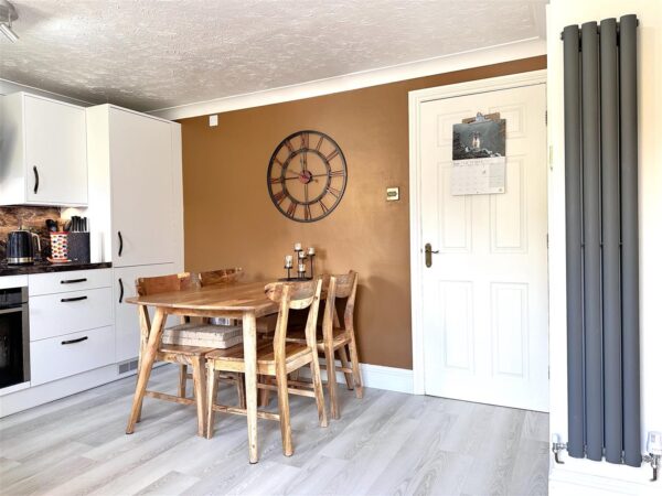 Cannon Close, Coddington, Newark