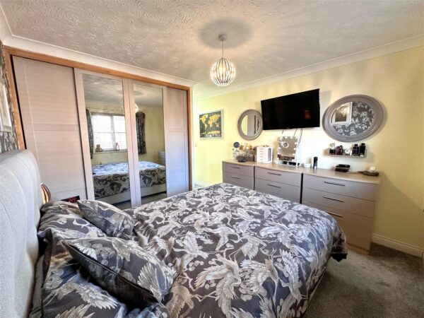 Lancaster Road, Coddington, Newark