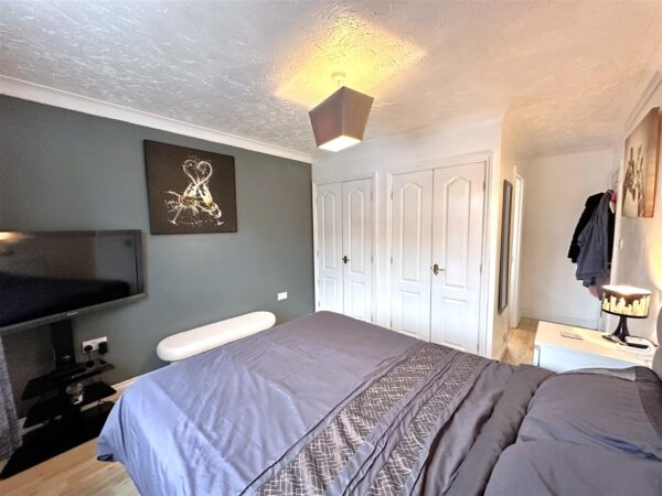 Stirling Drive, Coddington, Newark