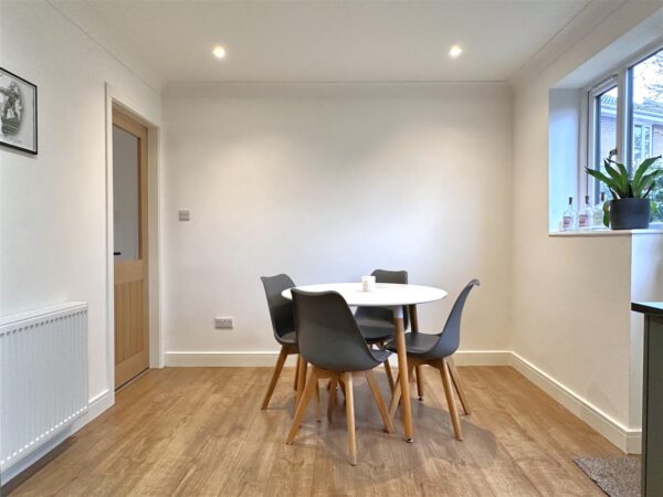 Lacey Green, Balderton, Newark