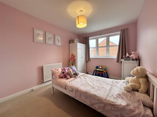 Charters Drive, Newark