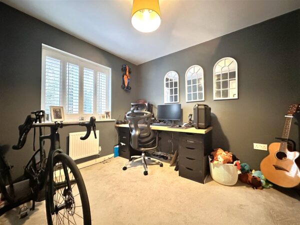 Lily Lane, The Heights, Newark