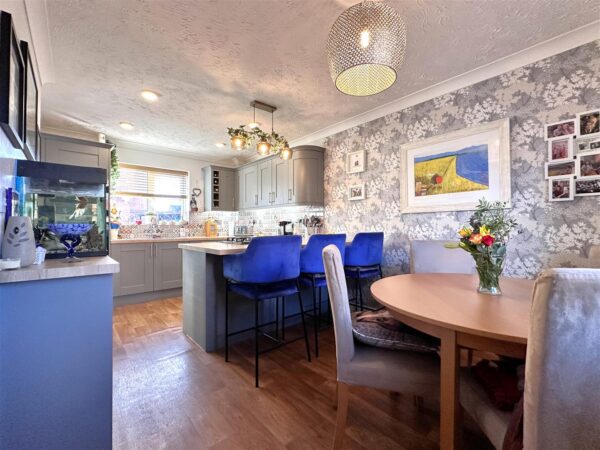 Lancaster Road, Coddington, Newark