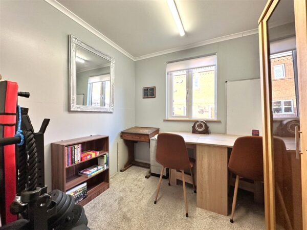 Lancaster Road, Coddington, Newark