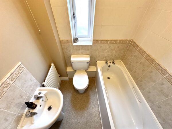 Hayside Avenue, Balderton, Newark