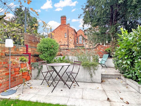 Wellington Road, Newark